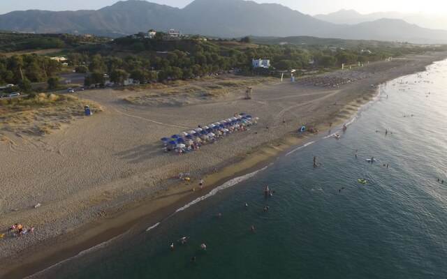 Mikro Livadi Special Lodges