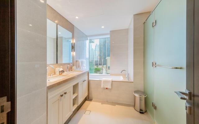 DXB - Opera Grand - 401 - DT