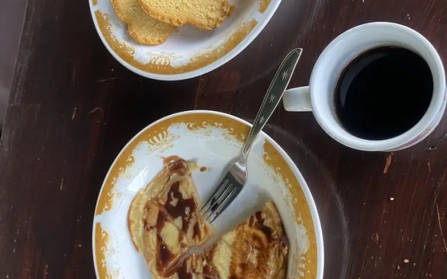 Pesona Restaurant and Room