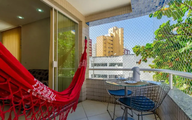 2 Quartos Varanda Piscina, 300 m praia Wi-Fi 200Mb
