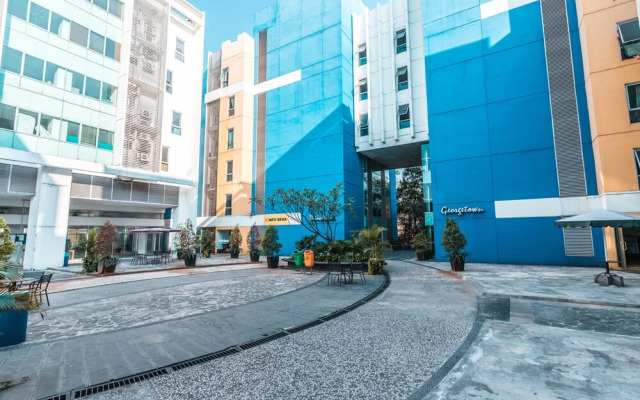 The Habitat by OYO Rooms