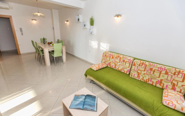 Apartments Villa Dina