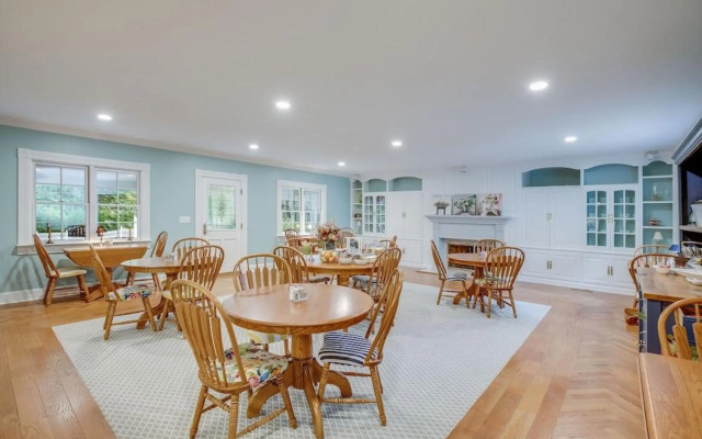 Biddle Point Inn & Event Venue