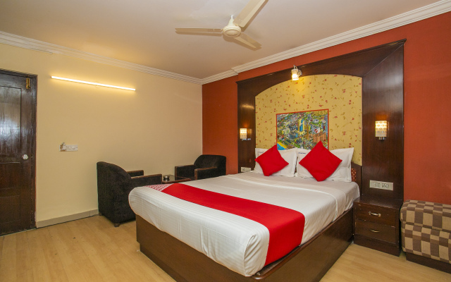 OYO 19227 Hotel Classic Comfort