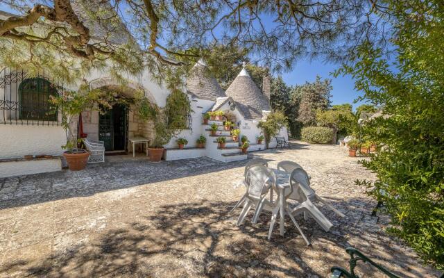 Trullo Nike In Selva Di Fasano
