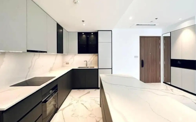 KYN Apartment Rivergate Residence