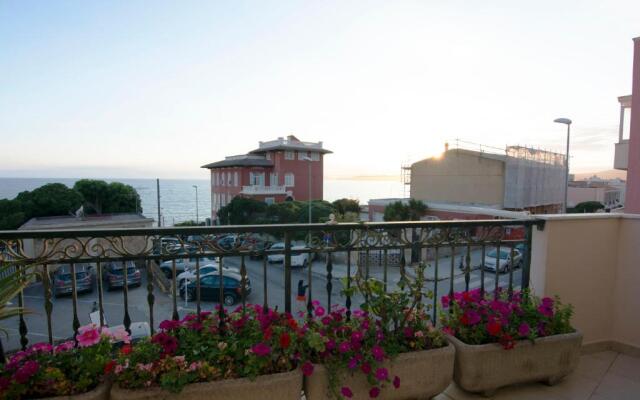 Zona residenziale, appartamento incantevole vista mare