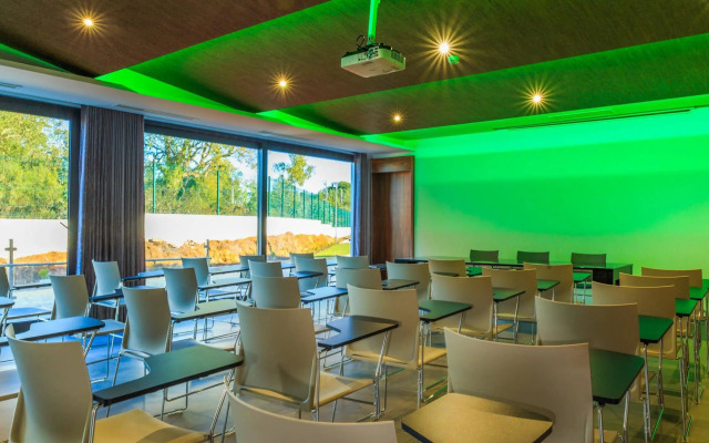 Enigma - Nature & Water Hotel