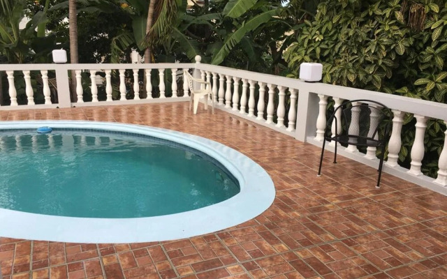 5-bed Villa and Pool in Runaway Bay, Jamaica