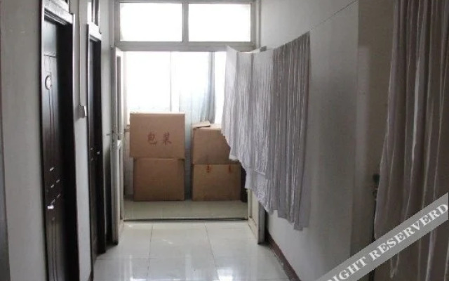 Zhiqiang Hostel