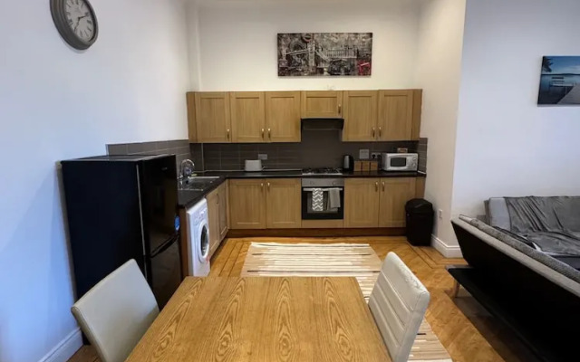 Westgate Haven - Spacious 4 Bedroom Apartment