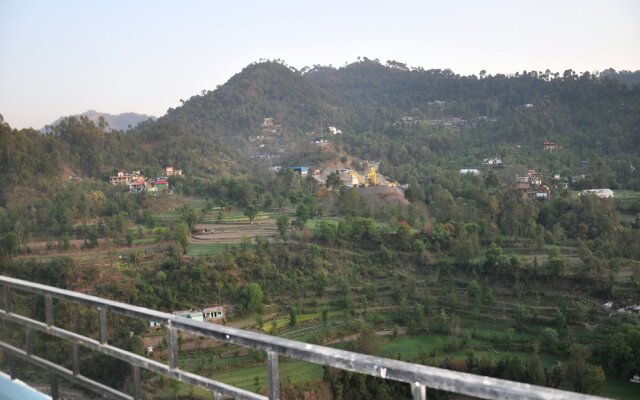 OYO 13319 Home Valley View Dharampur