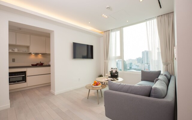 M Suites by S Home