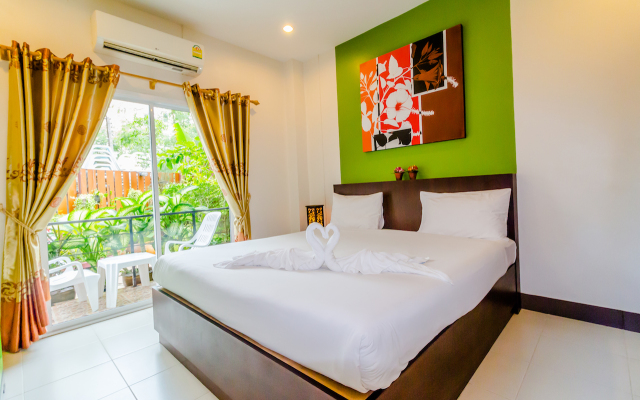 Baan Yuyen Karon Guesthouse