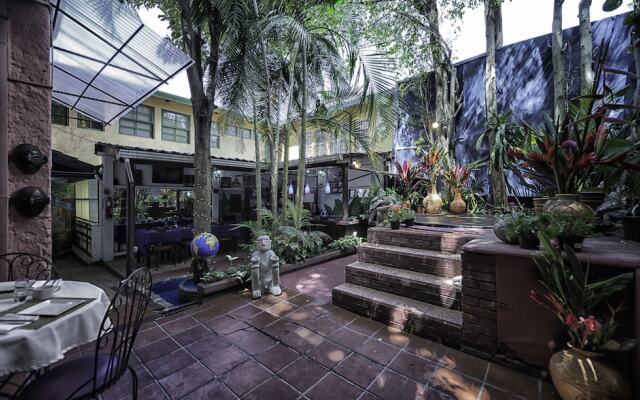 Hemingway Inn