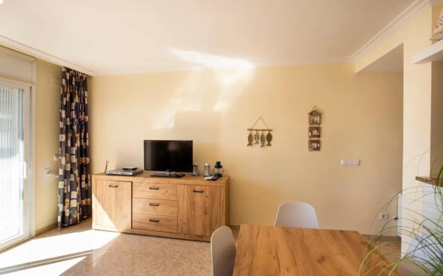 1011 Piso Lago San Maurici con piscina y jardín