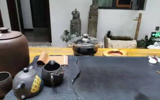 Jianshui Bushe Homestay (Gucheng Branch)