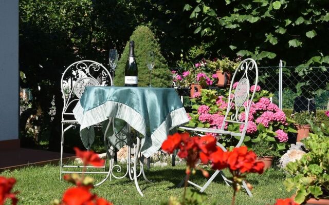 Al Vecchio Glicine - Bed & Breakfast