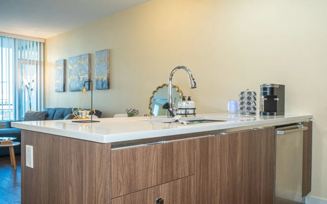 Lovely Oasis near Waterfront & Downtown