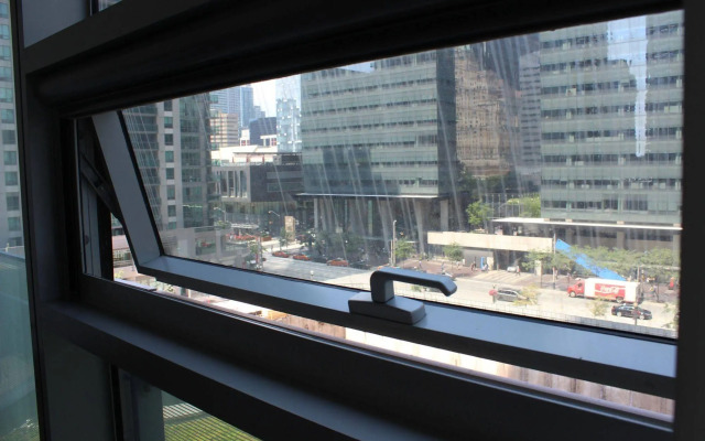 The Corporate Suites - Ice Condos