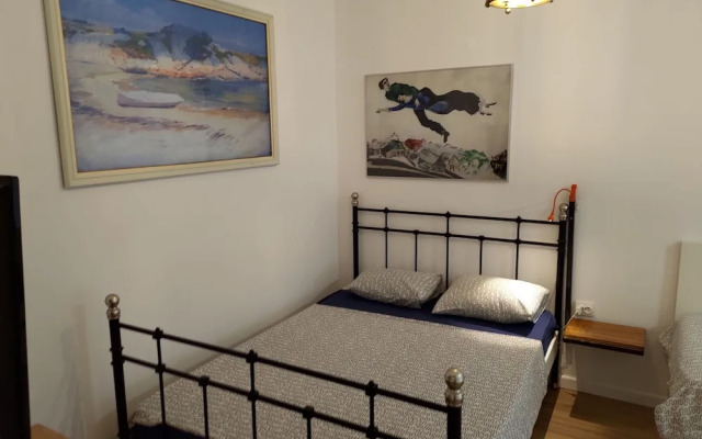 Pemptos-3bedroom-2bathroom-balcony-seaview