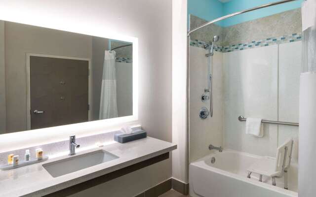 La Quinta Inn & Suites by Wyndham Forsyth