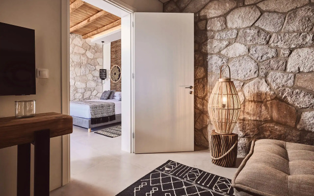 Serenity Suite Milos