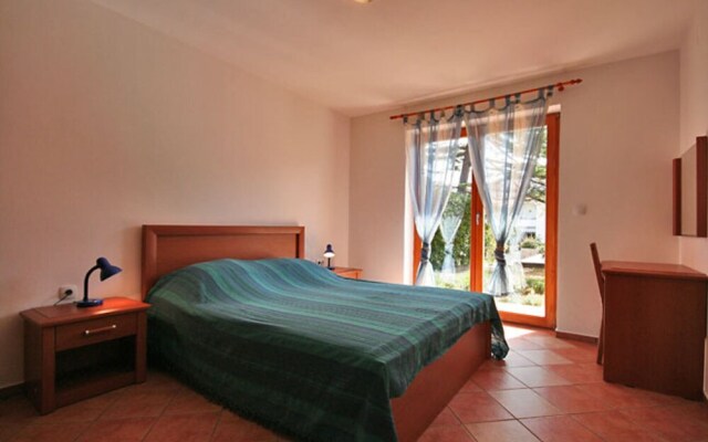 Barbalić Dario Apartment 1 with garden terrace