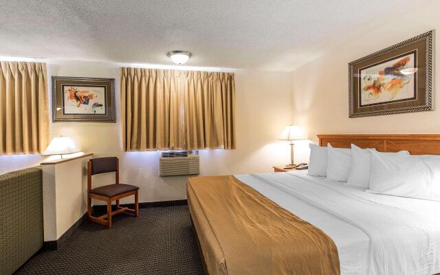 Brentwood Inn Clinton