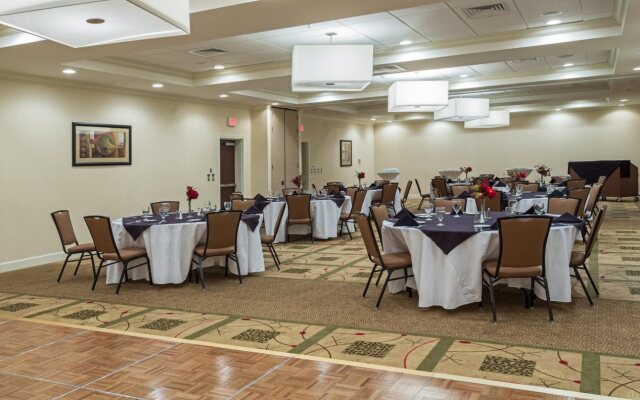 Holiday Inn Statesboro-University Area by IHG