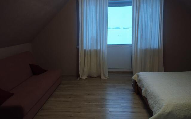 Гостевой дом в живописном месте на берегу реки