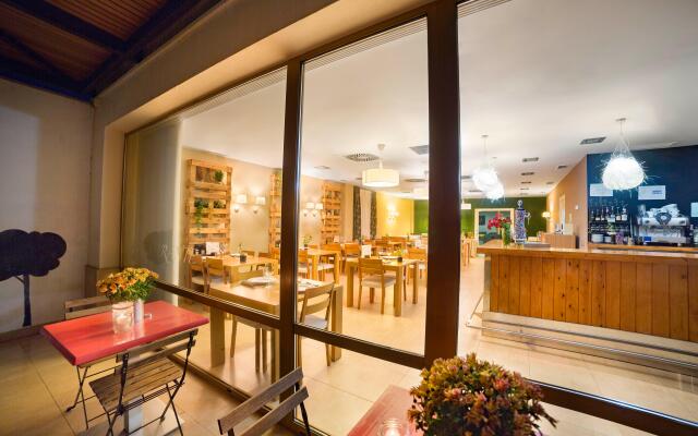 Hotel Doña Mayor
