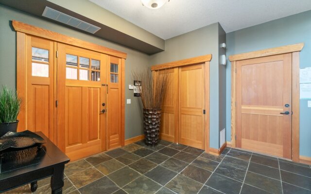 Carmel Beach Private Lodges