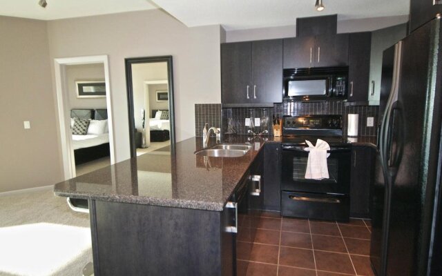 Suite Digs Vetro