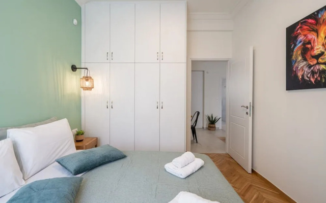 Modern Luxurious Apartment in the Heart of Athens