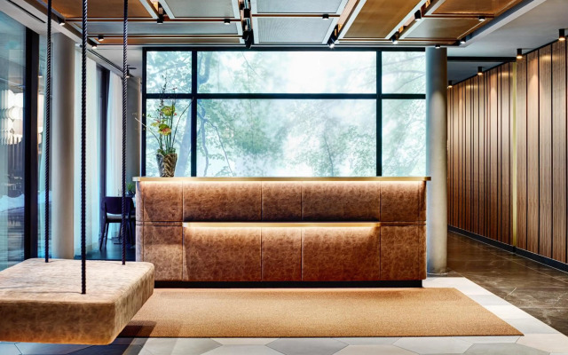 Stage 12 Hotel by Penz
