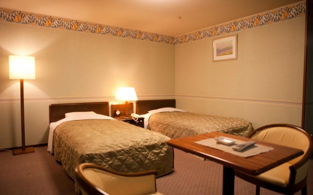 Yufuin Hotel Shuhokan