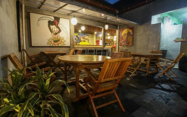 Watu Agung Guest House