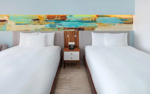 Courtyard By Marriott Mazatlan Beach Resort