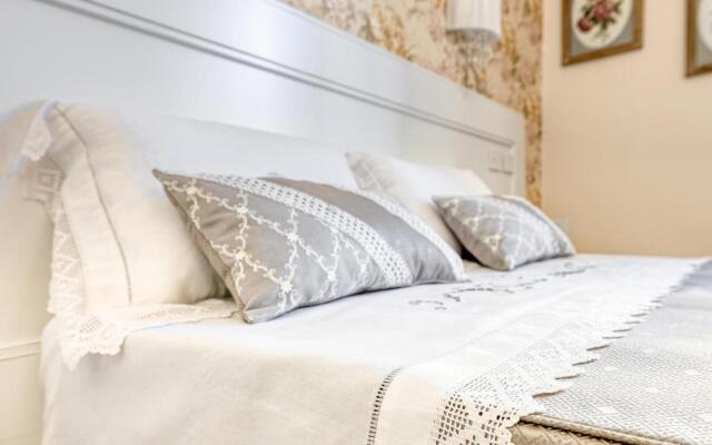Andromeda Luxury Apartment In Colosseum