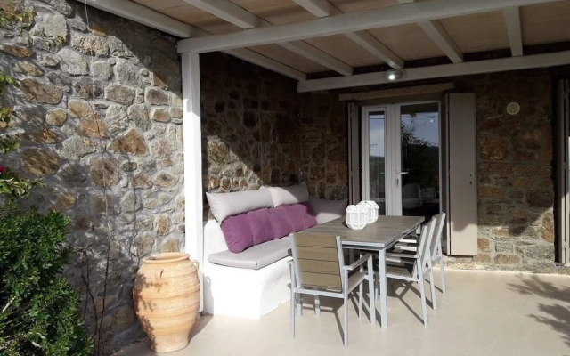 HELEN HOUSE-Minimal Perfection