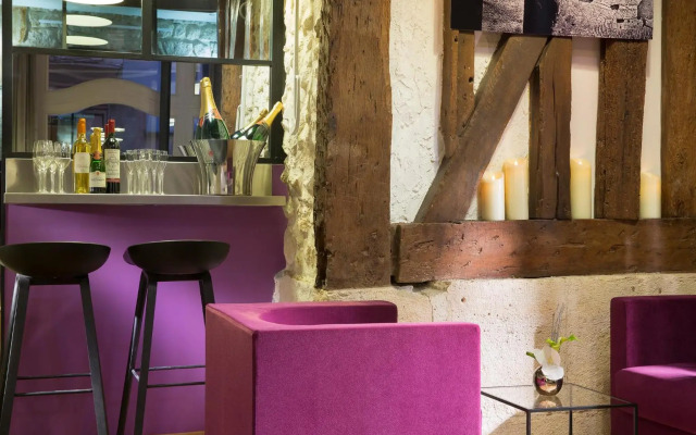 Hotel Jacques de Molay