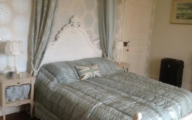 Chateau La Roussille