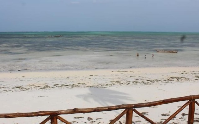 Nyamkwi White Sand