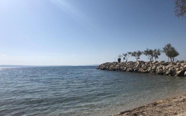 Luxury Apartment Ani with Pool 100m to See