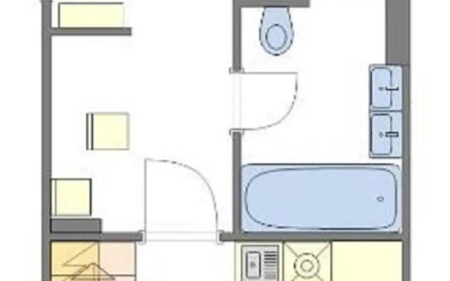 Quite Loft with Balcony and 3 Air Conditioners