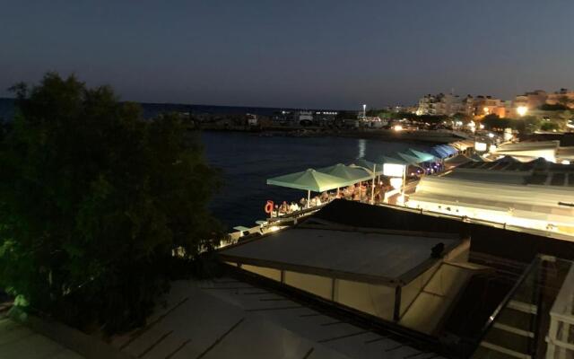 Central Urban Luxury Sea View Apt Since 2009