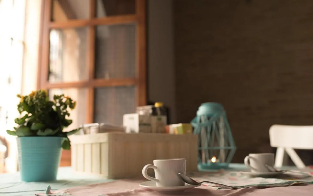 Triana Boho Chic WiFi