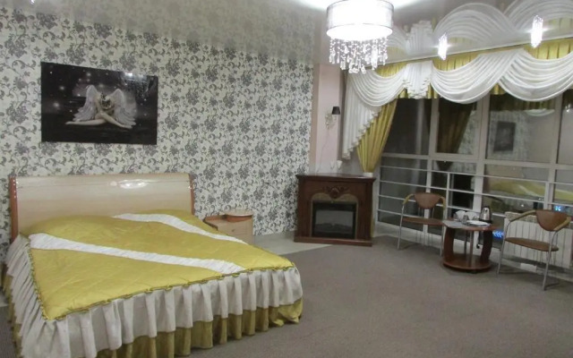 Отель Пантера