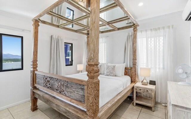 Belle Escapes Luxury Penthouse with Ocean Views